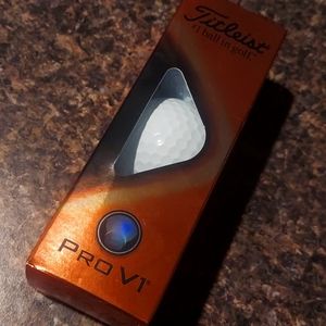 Titleist Pro V-1 3 pack golf balls